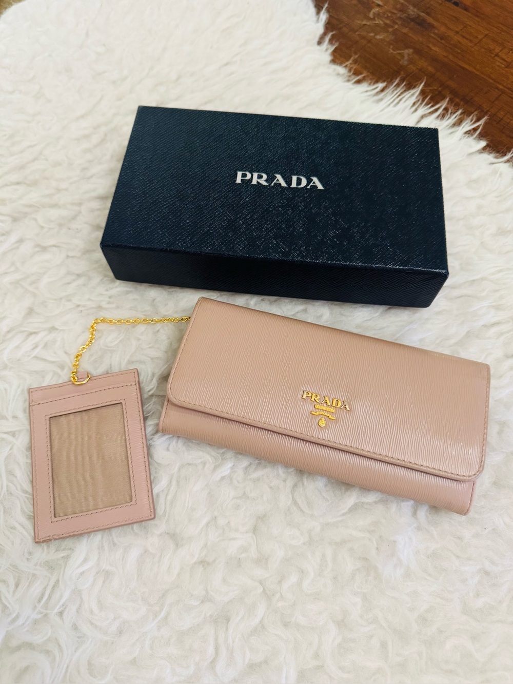 Prada Blush Pink Saffiano Long Wallet with Cardholder - Picture 3 of 4